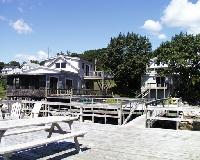 Wharf Topside - Dockside.  Queen bed with bath, porch.  Refrigerator, microwave.